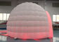 सुरंग प्रवेश के साथ रंगीन एलईडी लाइट विशालकाय Inflatable Igloo डोम तम्बू