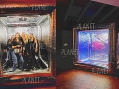 फुलाया जाने वाला फोटो बूथ क्यूब कैश मशीन