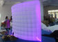 रंगीन एलईडी लाइट के साथ बड़े सफेद Inflatable फोटो बूथ घुमावदार आकृति